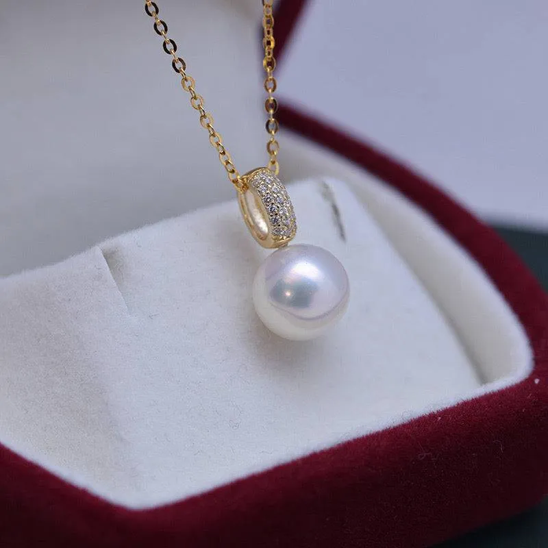 9-10mm Freshwater Pearl & Anouk Necklace