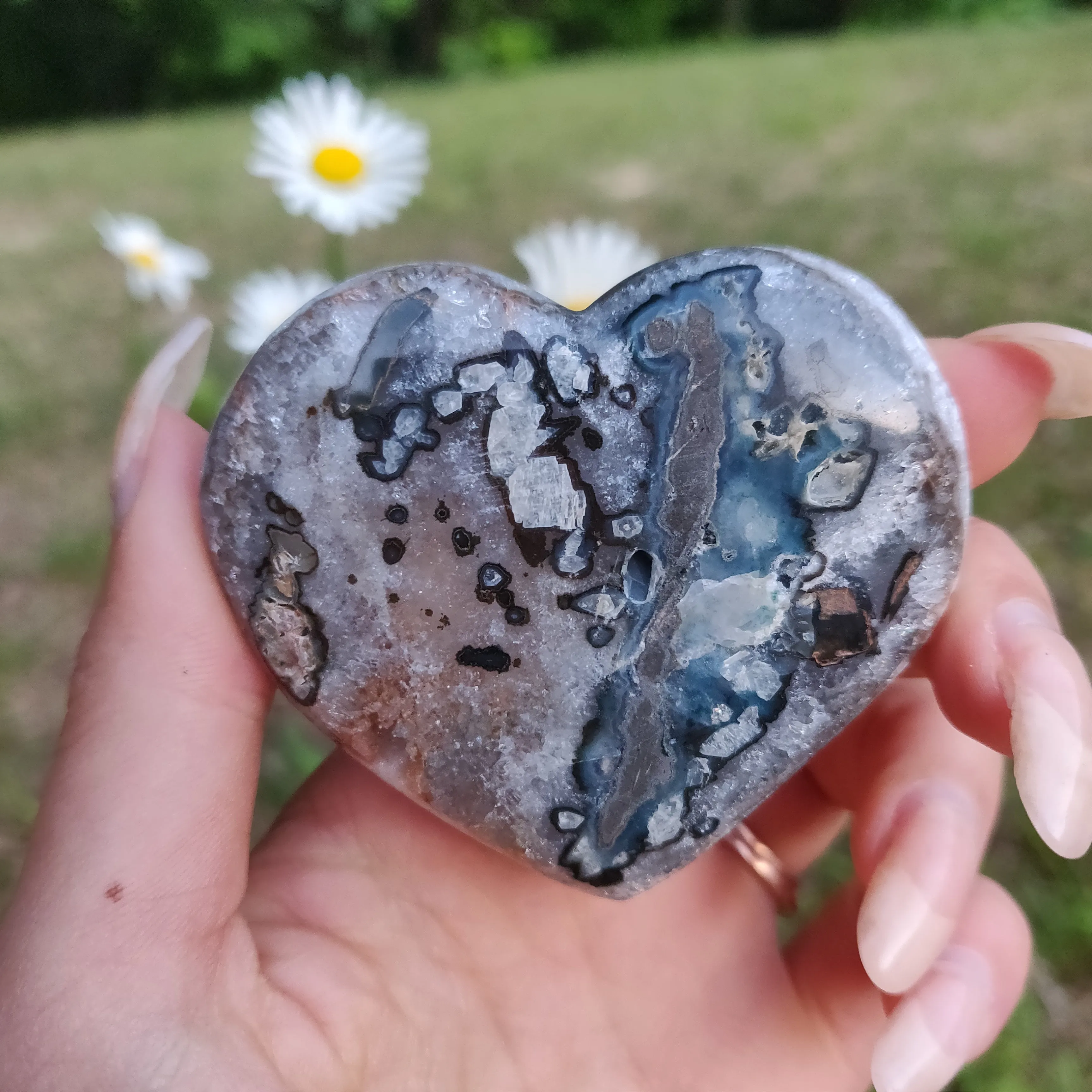 Aura Amethyst Heart (#10)