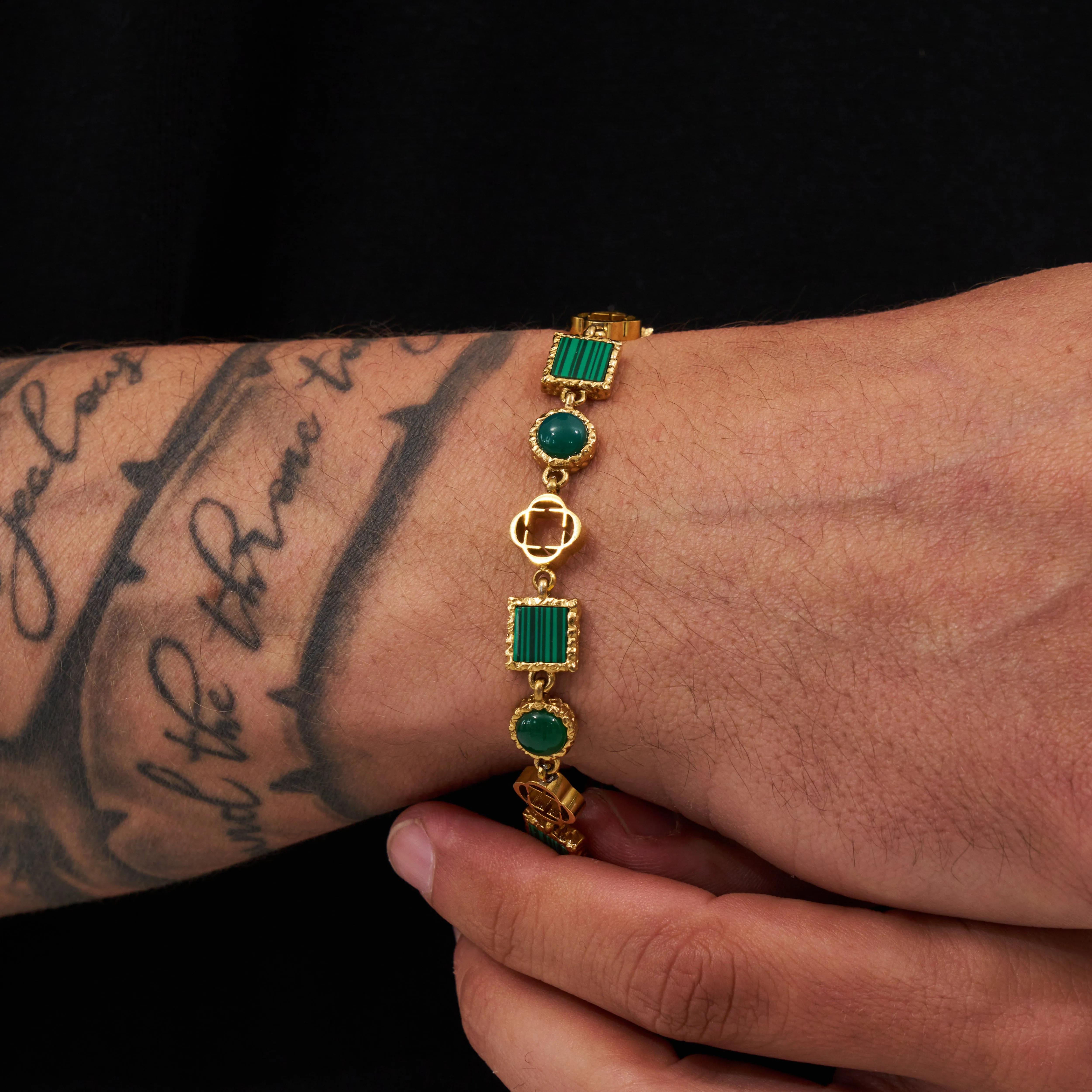 Green Quartz Gemstone Bracelet (Gold)