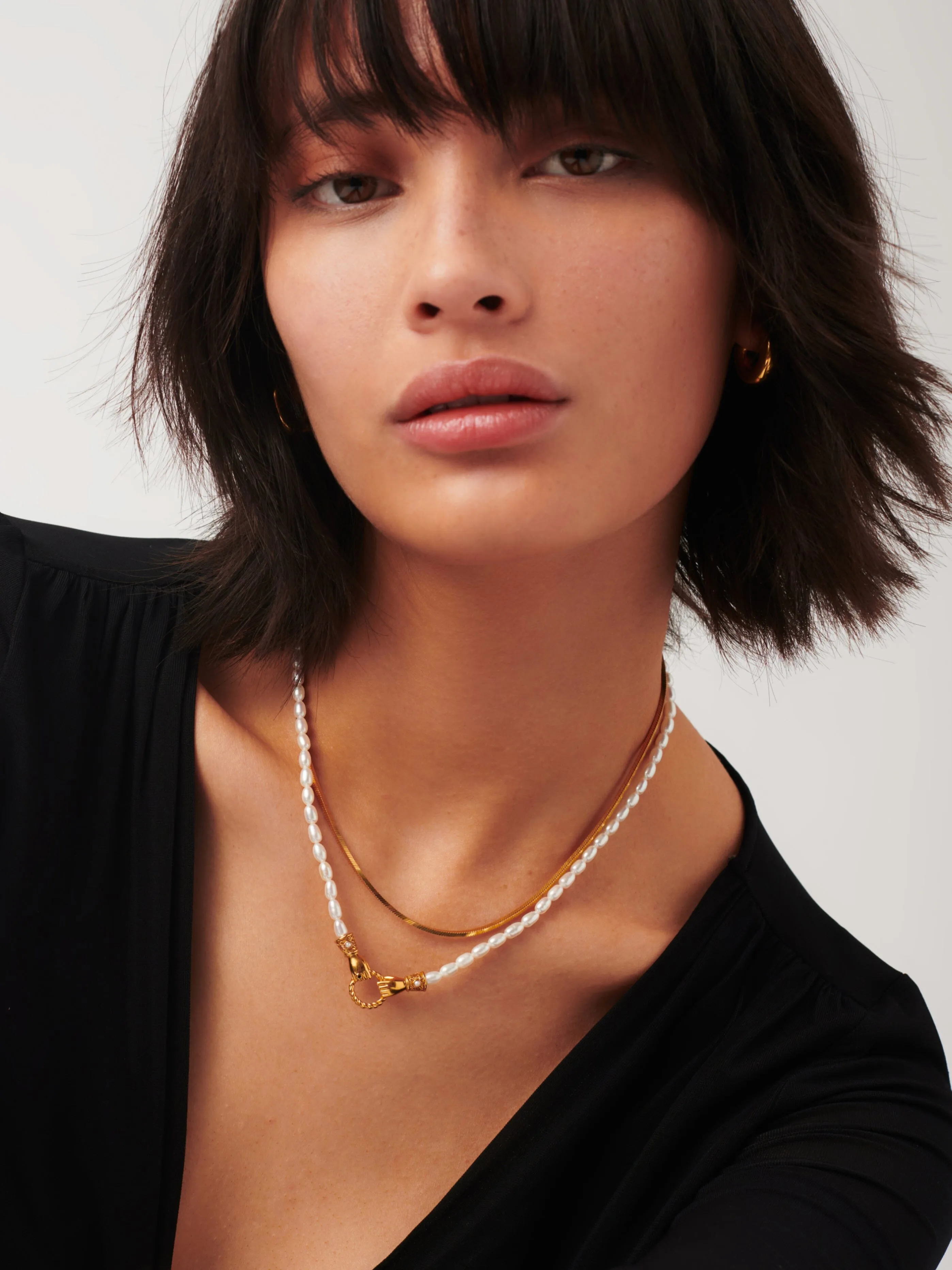 Harris Reed In Good Hands Pearl Pendant Necklace | 18k Gold Plated/Pearl & Black Onyx
