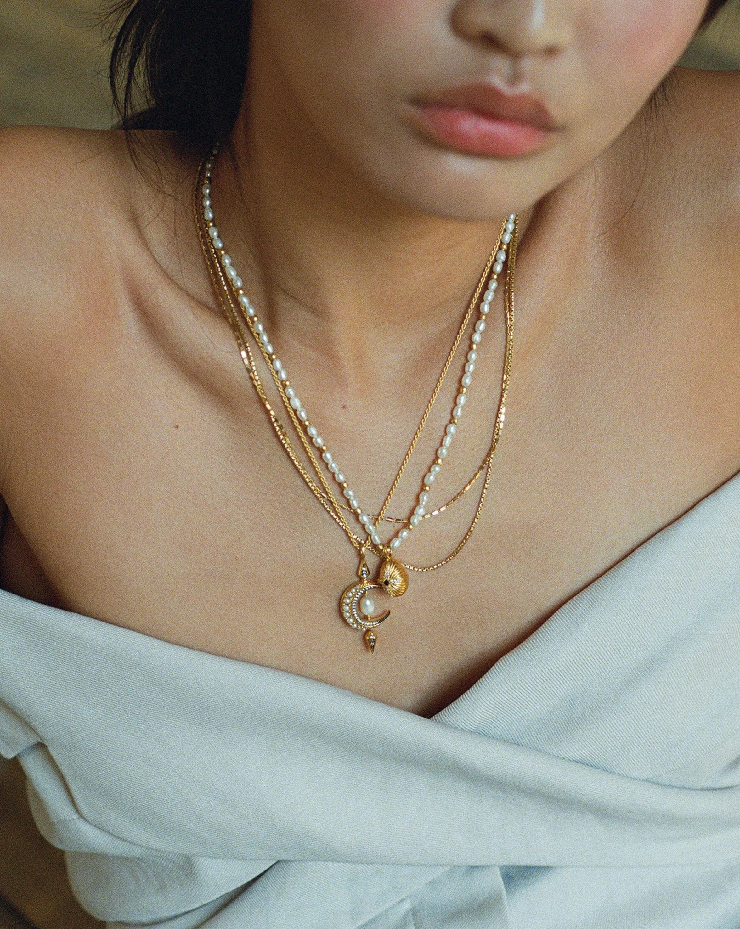 Harris Reed Star Crossed Pearl Necklace | 18k Gold Plated/Pearl & Black Onyx