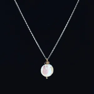 Luna Pearl Necklace