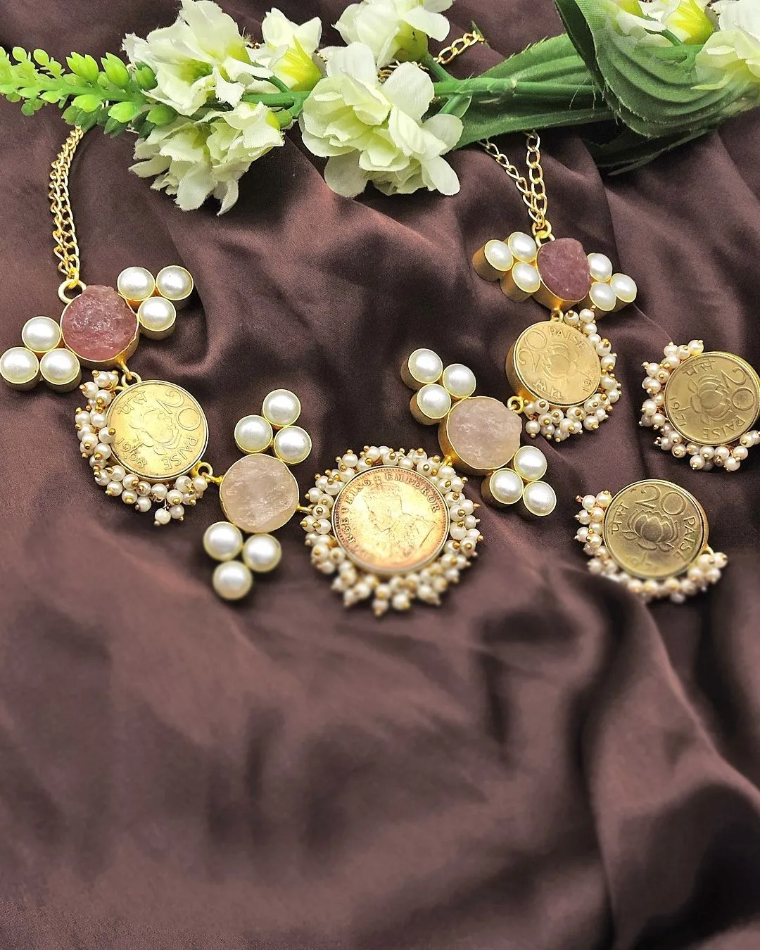Padra Necklace (Quartz)