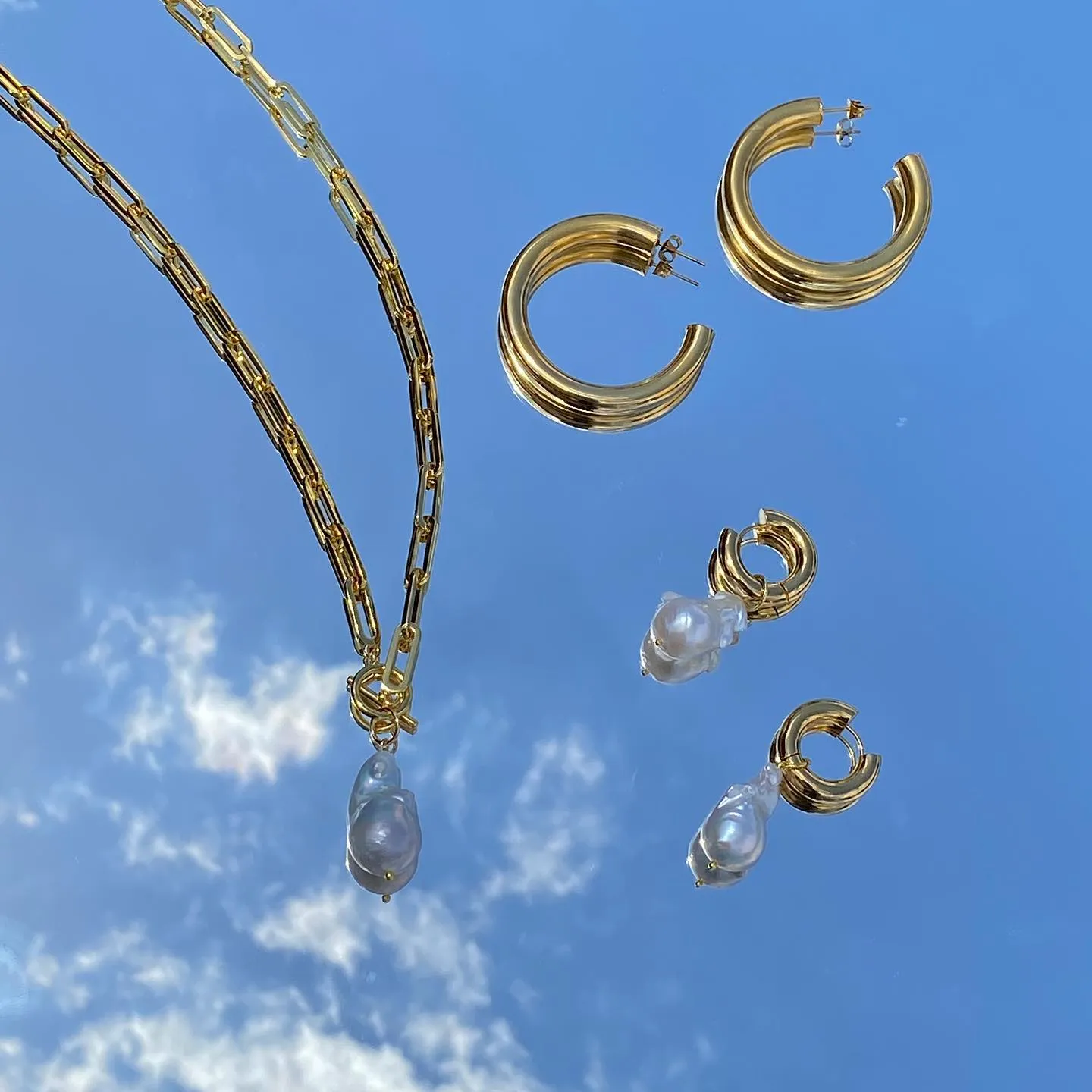 Quinn Necklace - Pearl