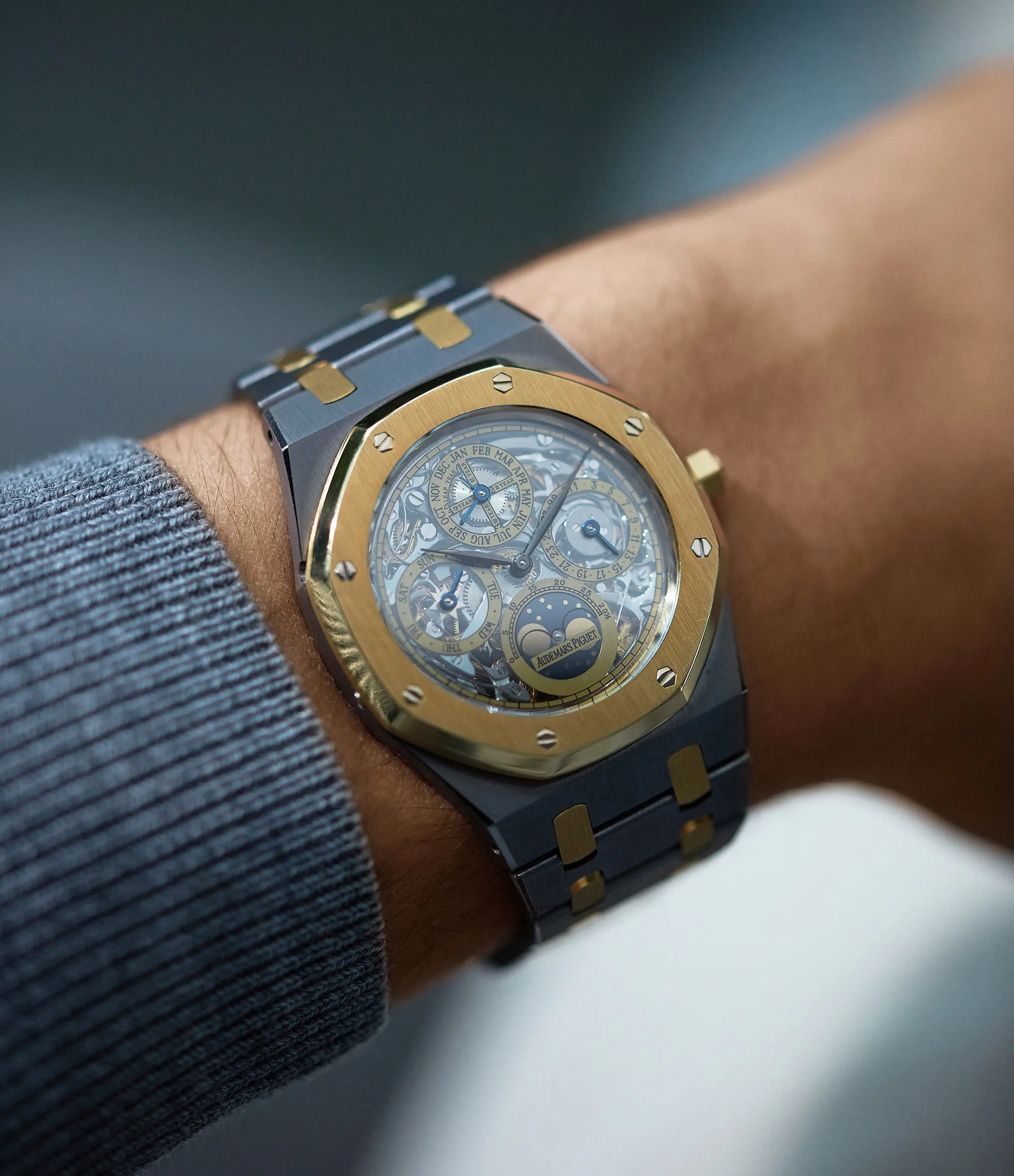 Royal Oak 25829TA | Tantalum and Yellow Gold