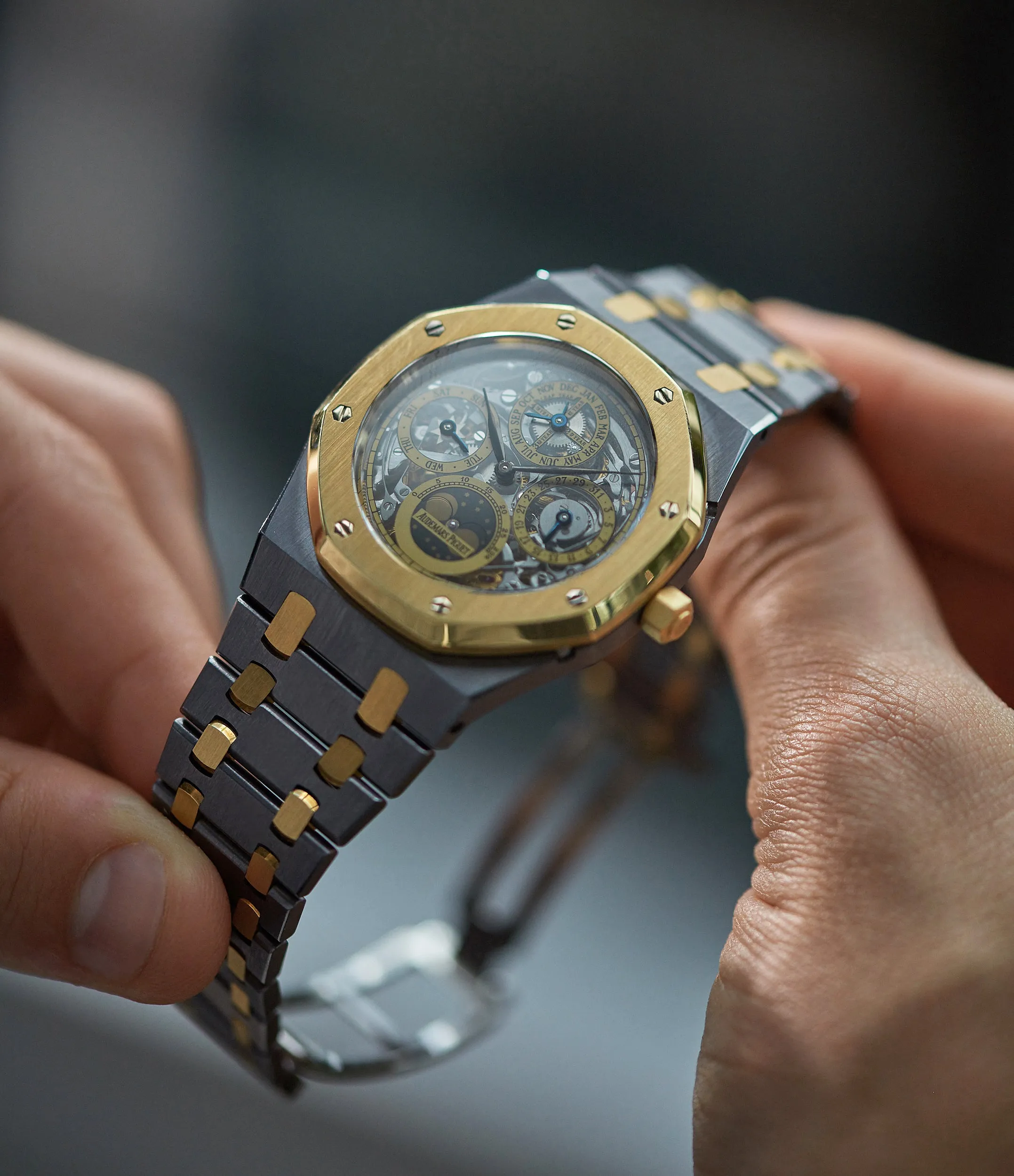 Royal Oak 25829TA | Tantalum and Yellow Gold