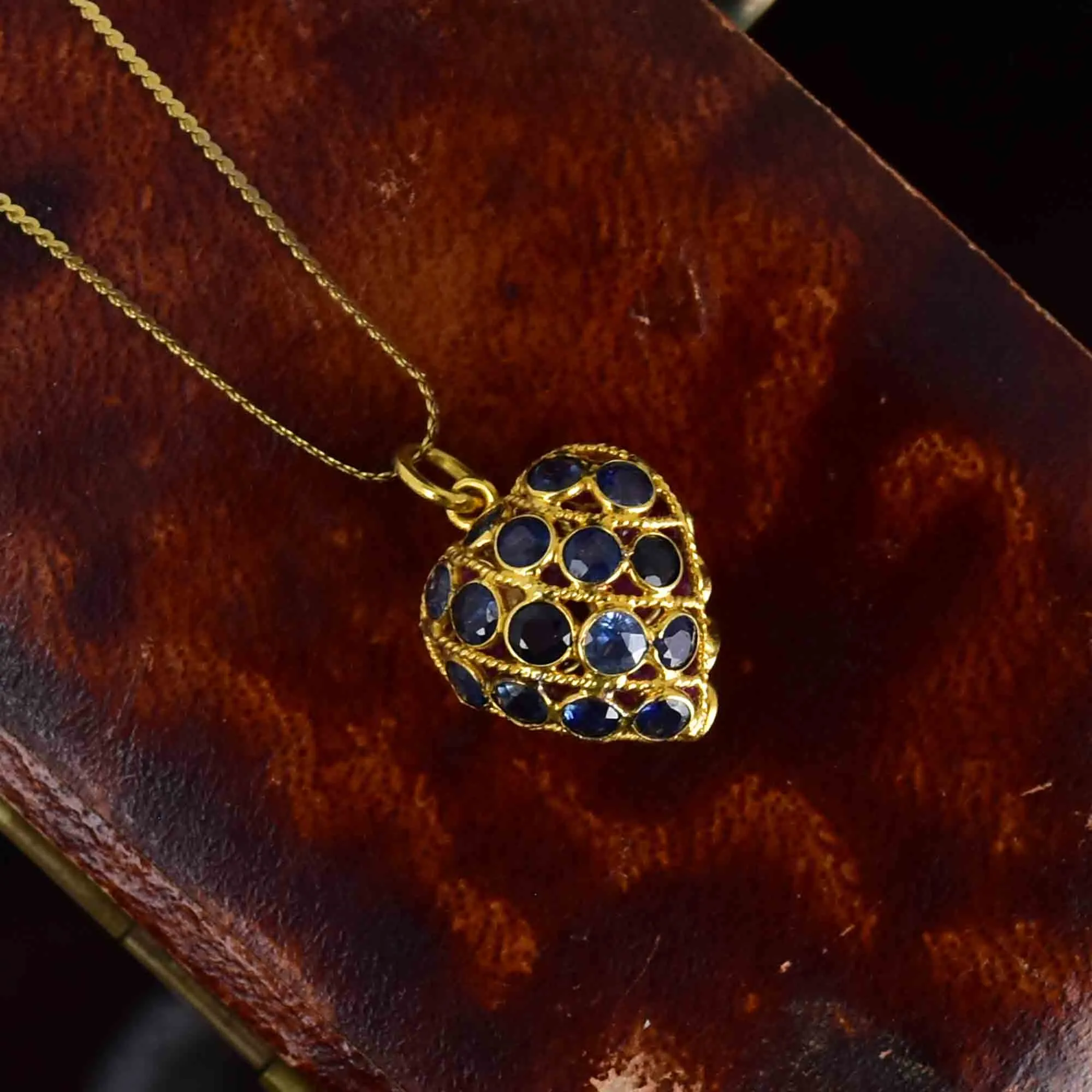 Vintage 14K Gold Filigree Ruby Sapphire Heart Pendant Necklace