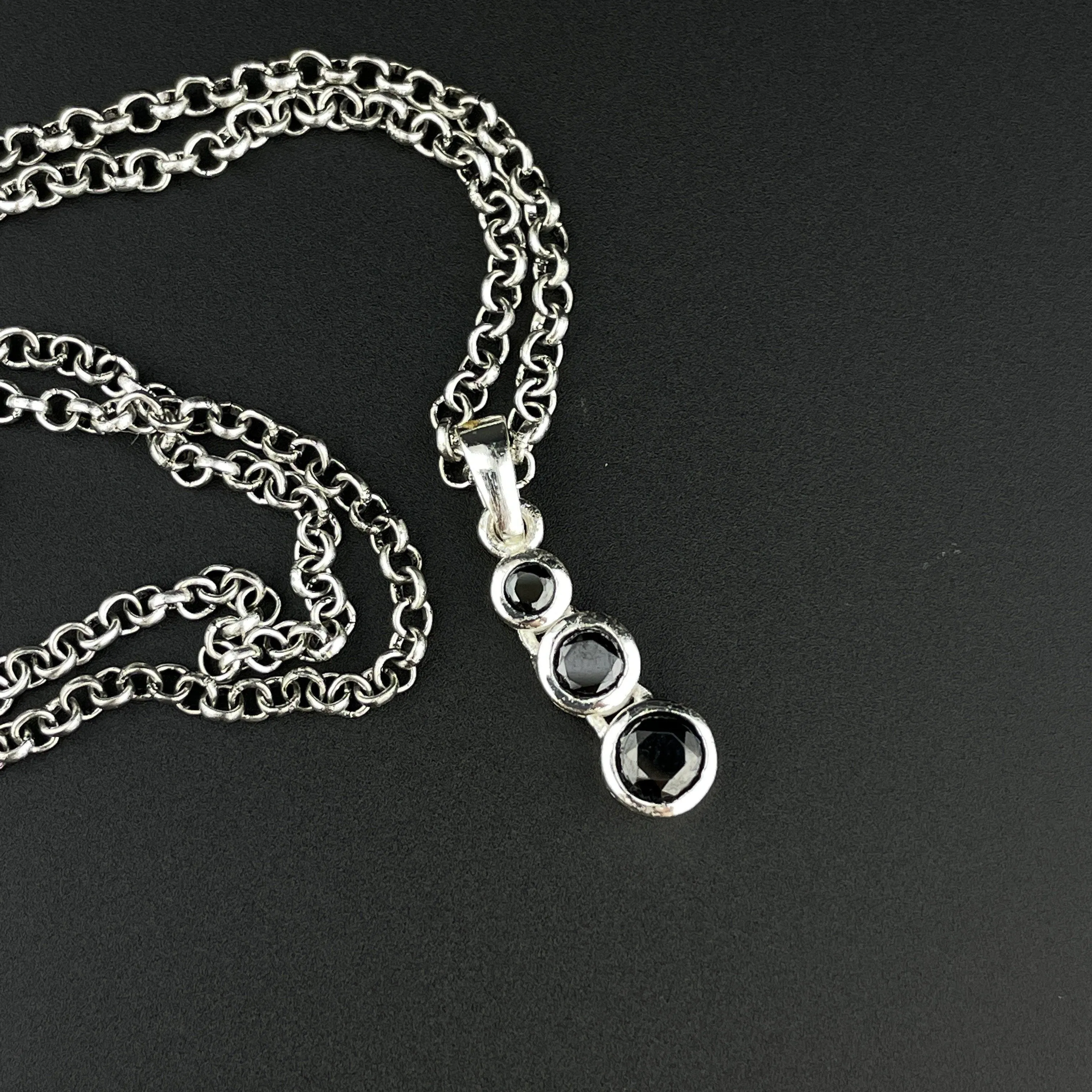 Vintage Silver Black Onyx Three Stone Infinity Pendant Necklace